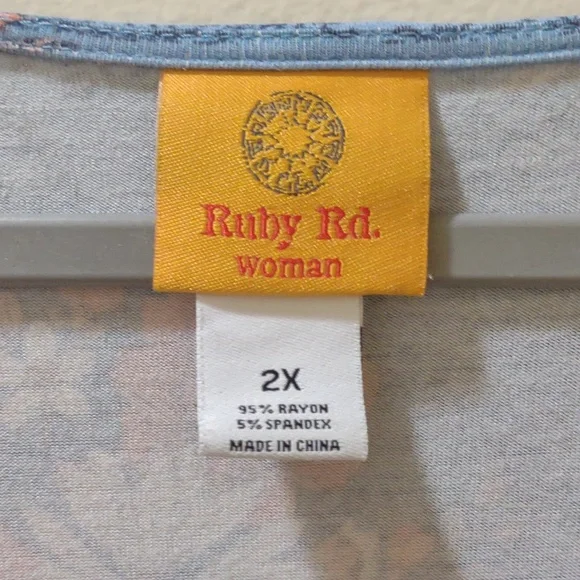 Ruby Rd. Woman patchwork blouse - Picture 3 of 4